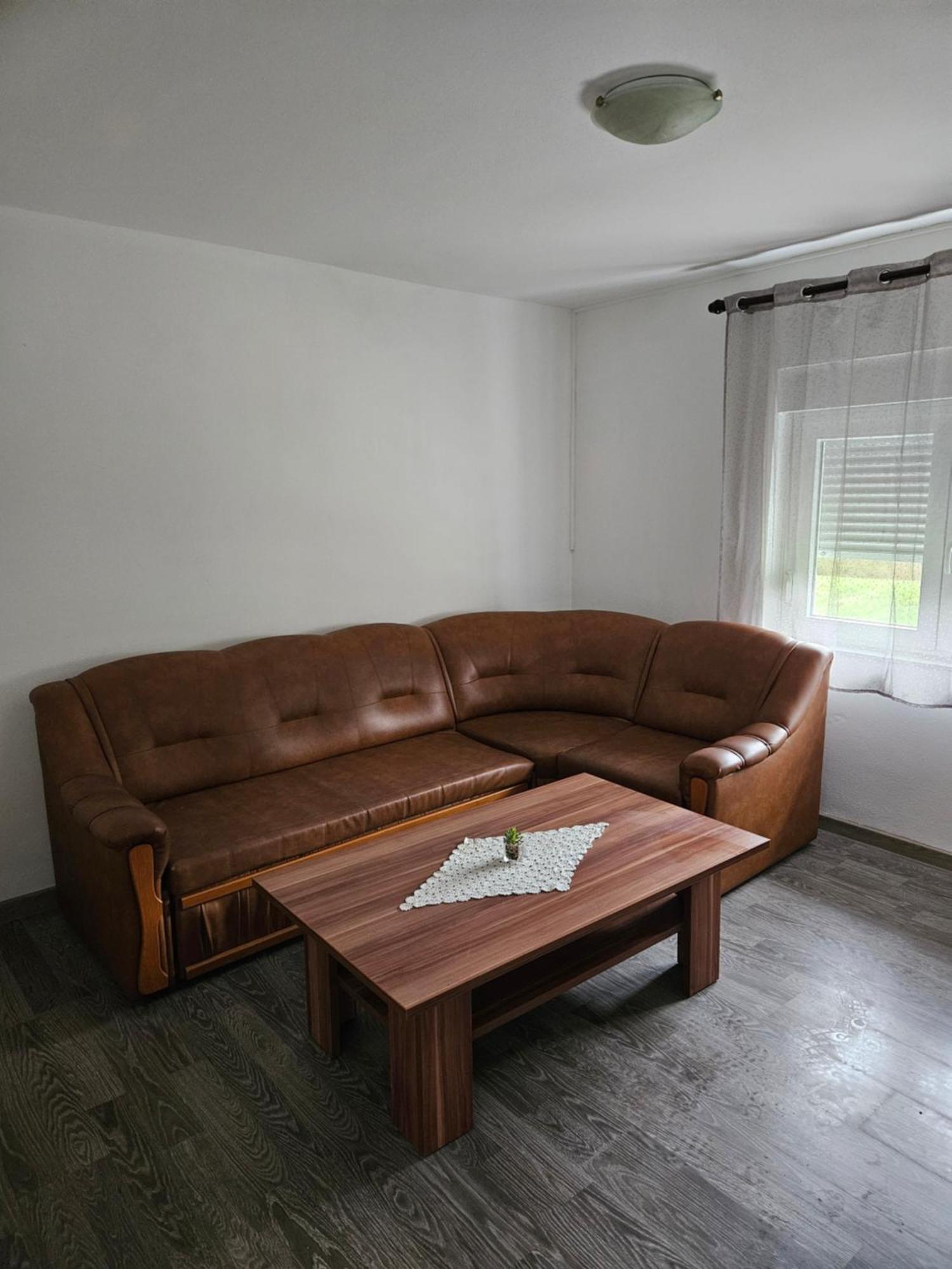 Apartman Mile - Holiday House Smoljanac Eksteriør billede