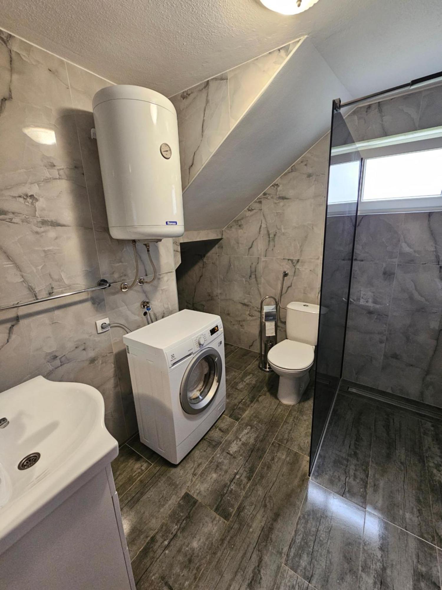 Apartman Mile - Holiday House Smoljanac Eksteriør billede